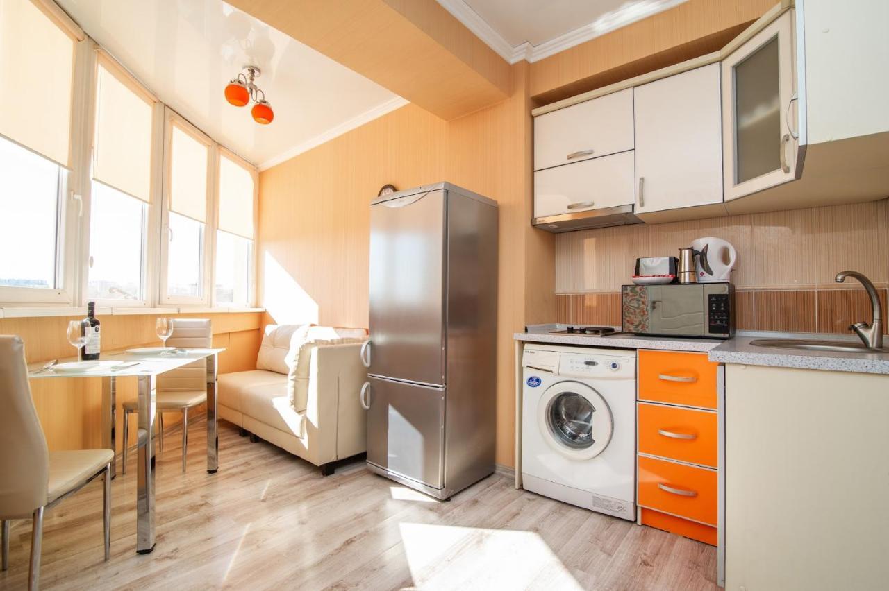 Luxrent Apartment Chisinau Ngoại thất bức ảnh