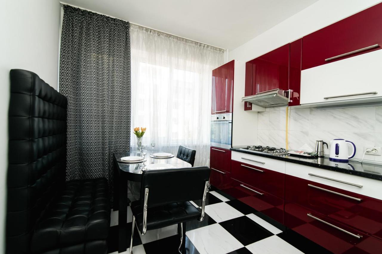 Luxrent Apartment Chisinau Ngoại thất bức ảnh